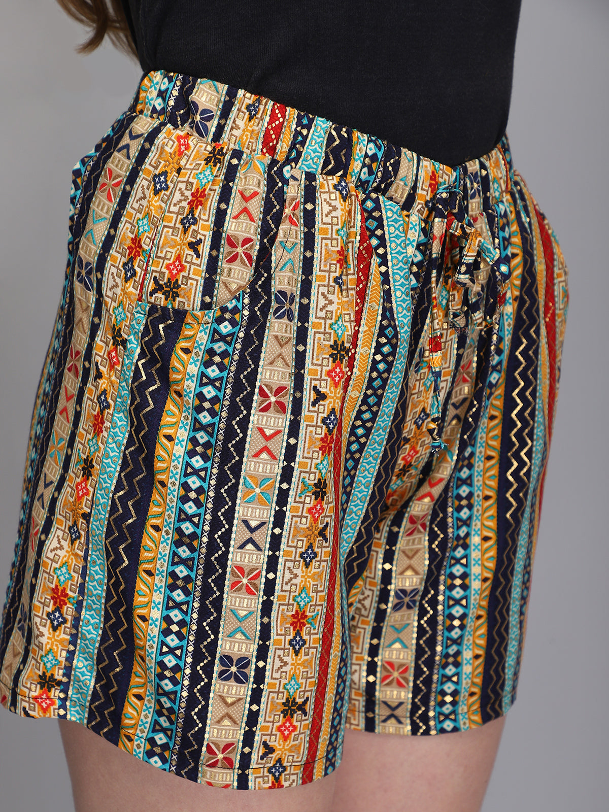 Printed & jacquard rayon shorts