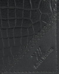 Embossed Croco Black Wallet