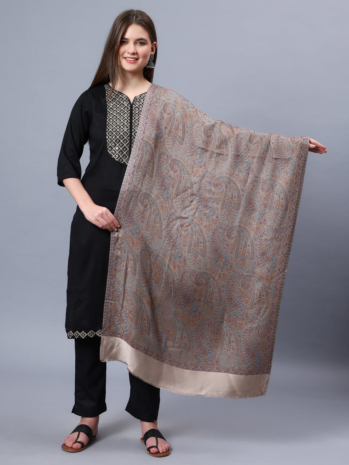 Grey viscose stole with multicolor paisley jacquard pattern stole