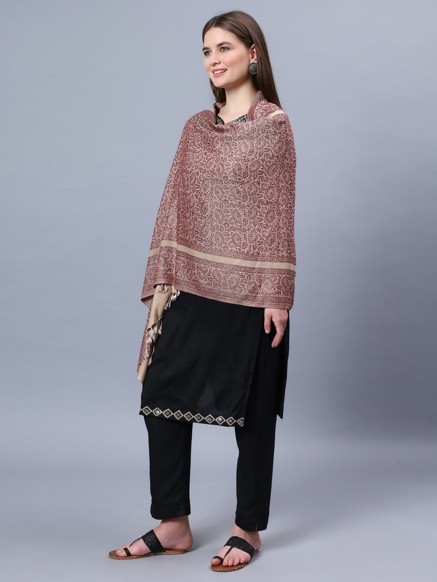 Brown viscose stole with a maroon jacquard pattern