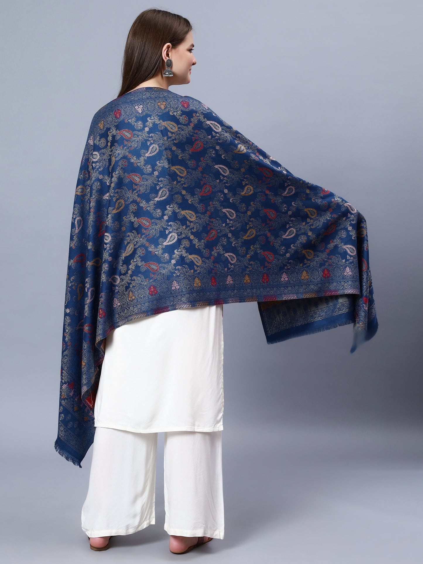 Multicolor viscose stole with paisely and floral jacquard pattern