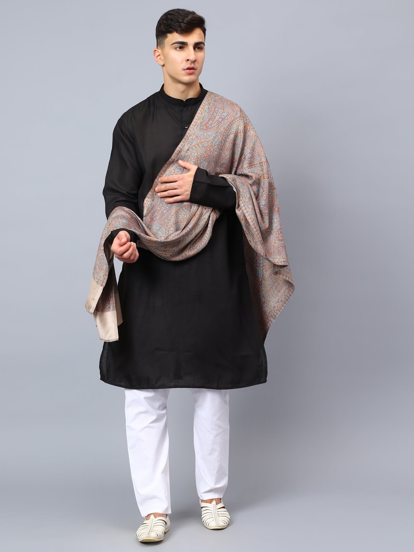 Grey viscose stole with a multicolor jacquard pattern