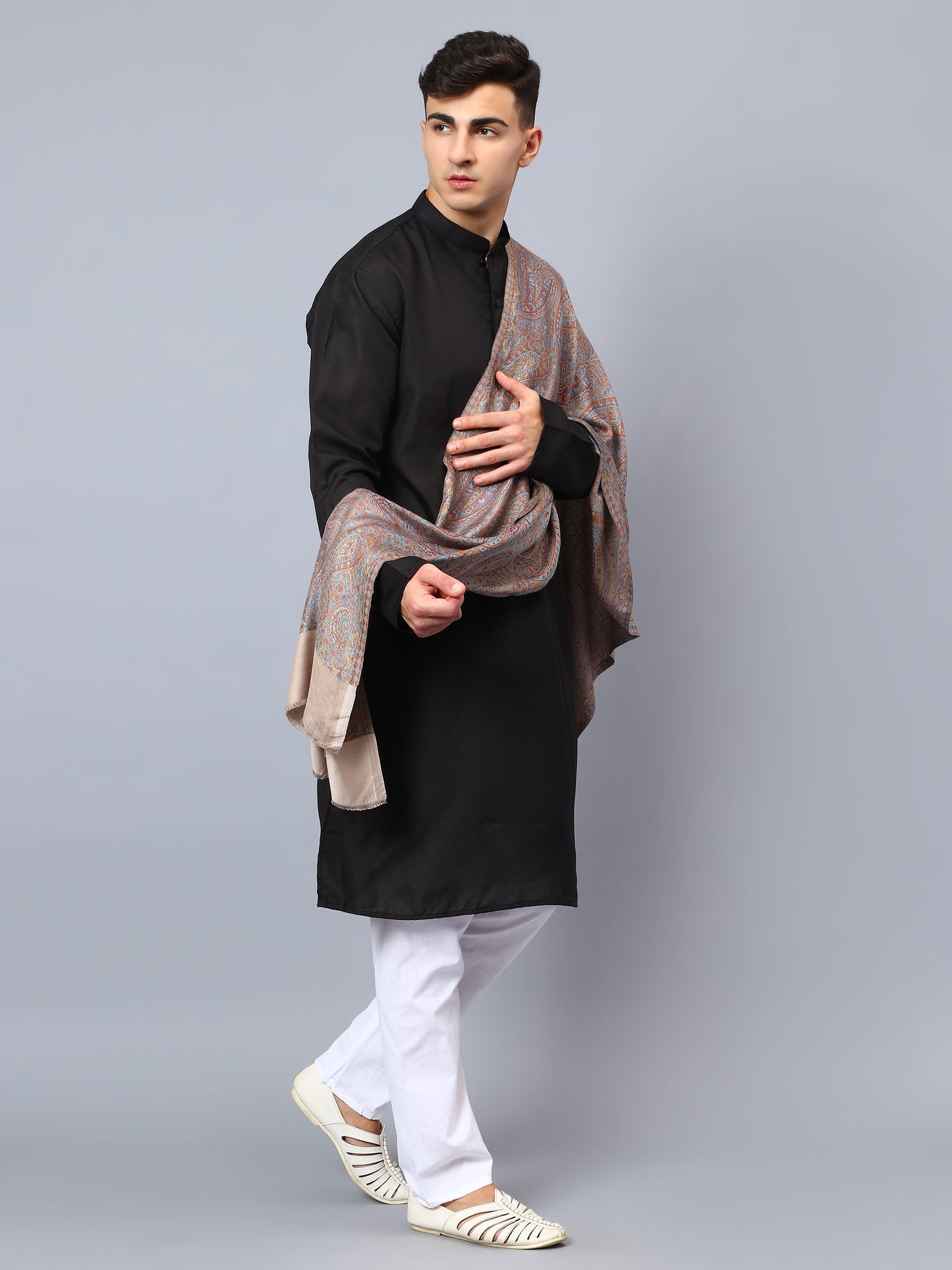 Grey viscose stole with a multicolor jacquard pattern