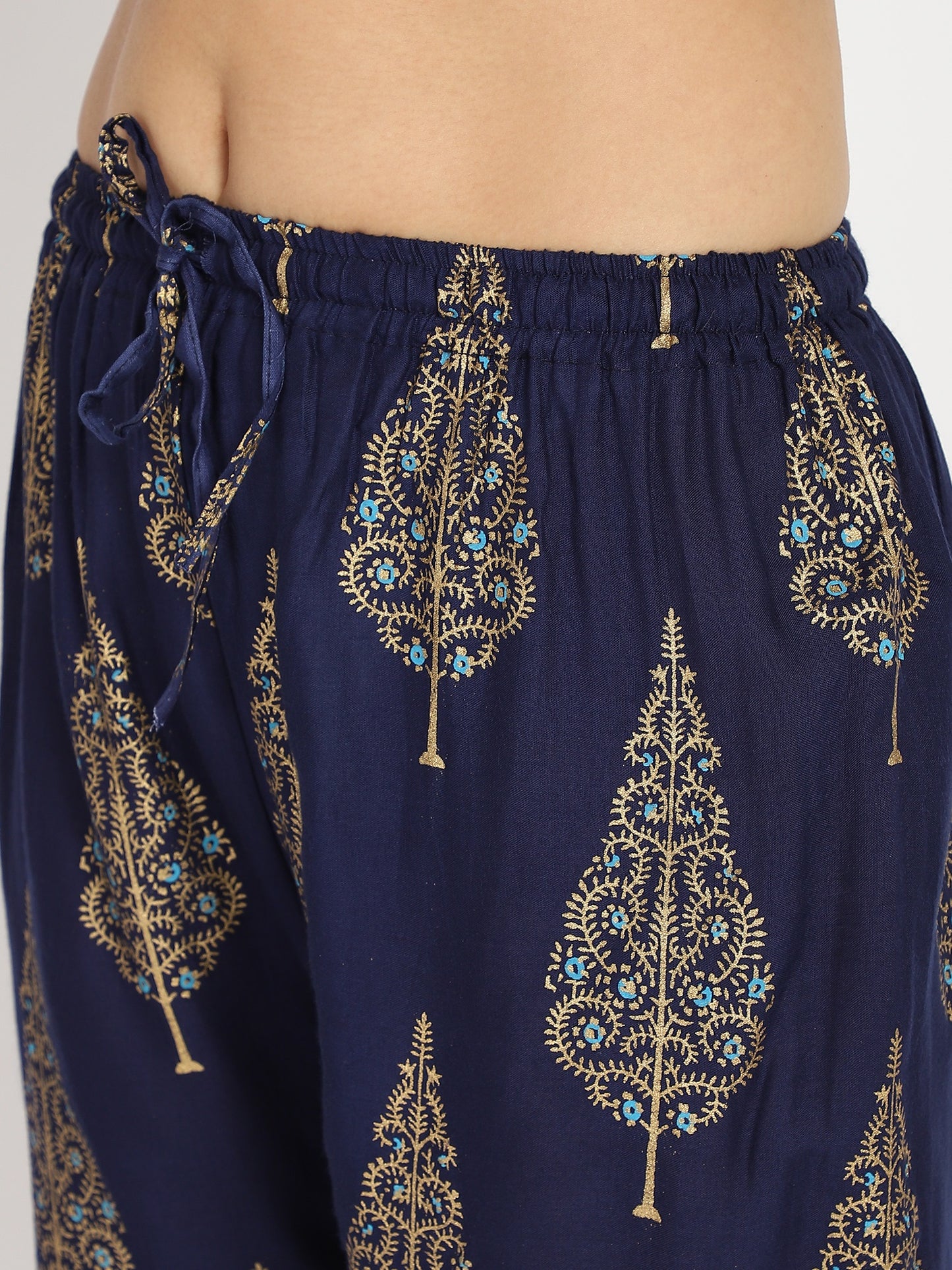 Blue paisely print palazzo pant