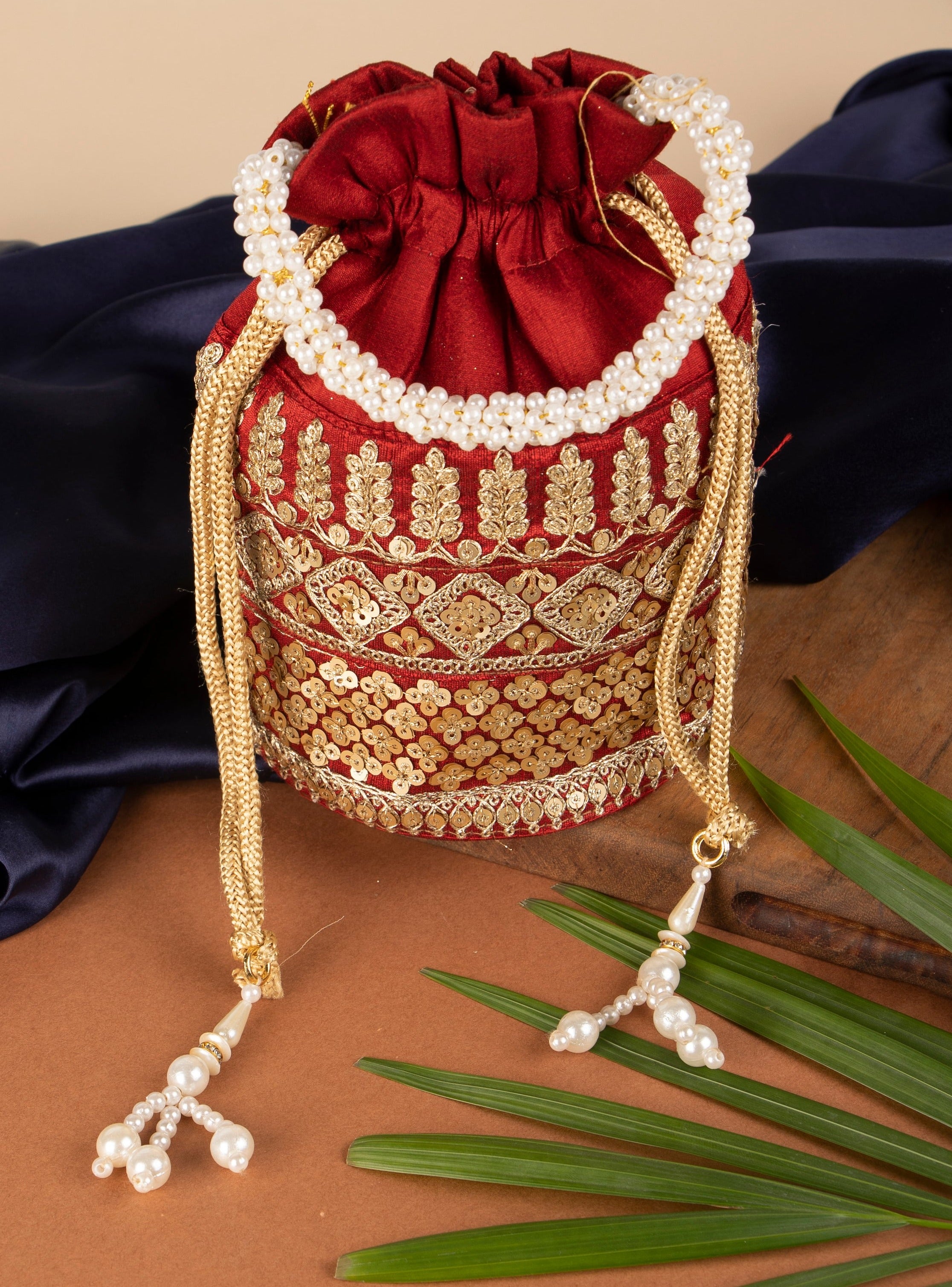 Jardoshi Embroidered Silk Potli Bag Ethnic Clutch Batwa Bag With Beadw –  dmsretail