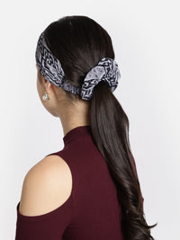 Grey Color Printed Headband and Scrunchy
