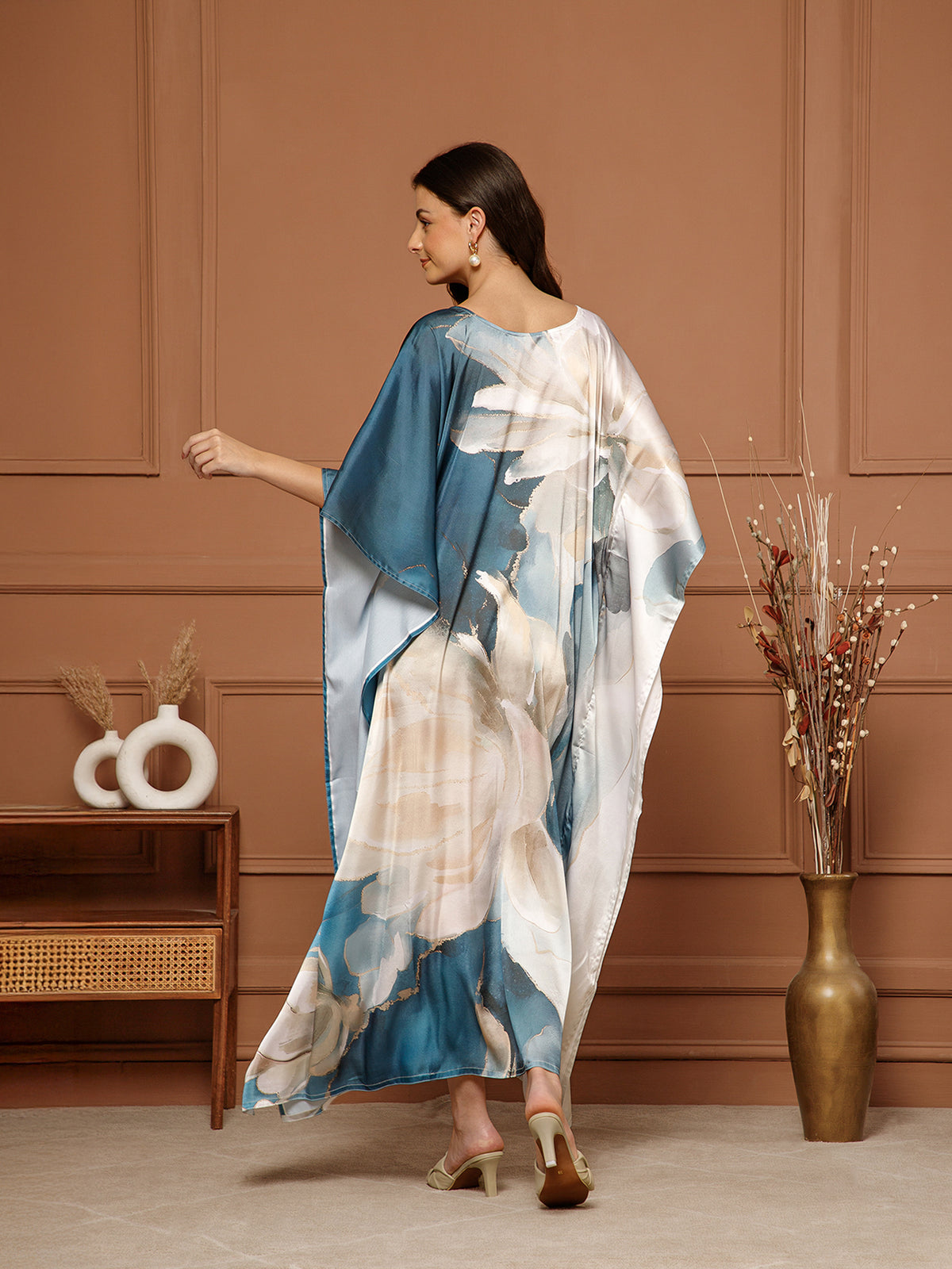 Women’s Beige & Blue Satin V-Neck Kaftan Maxi Dress