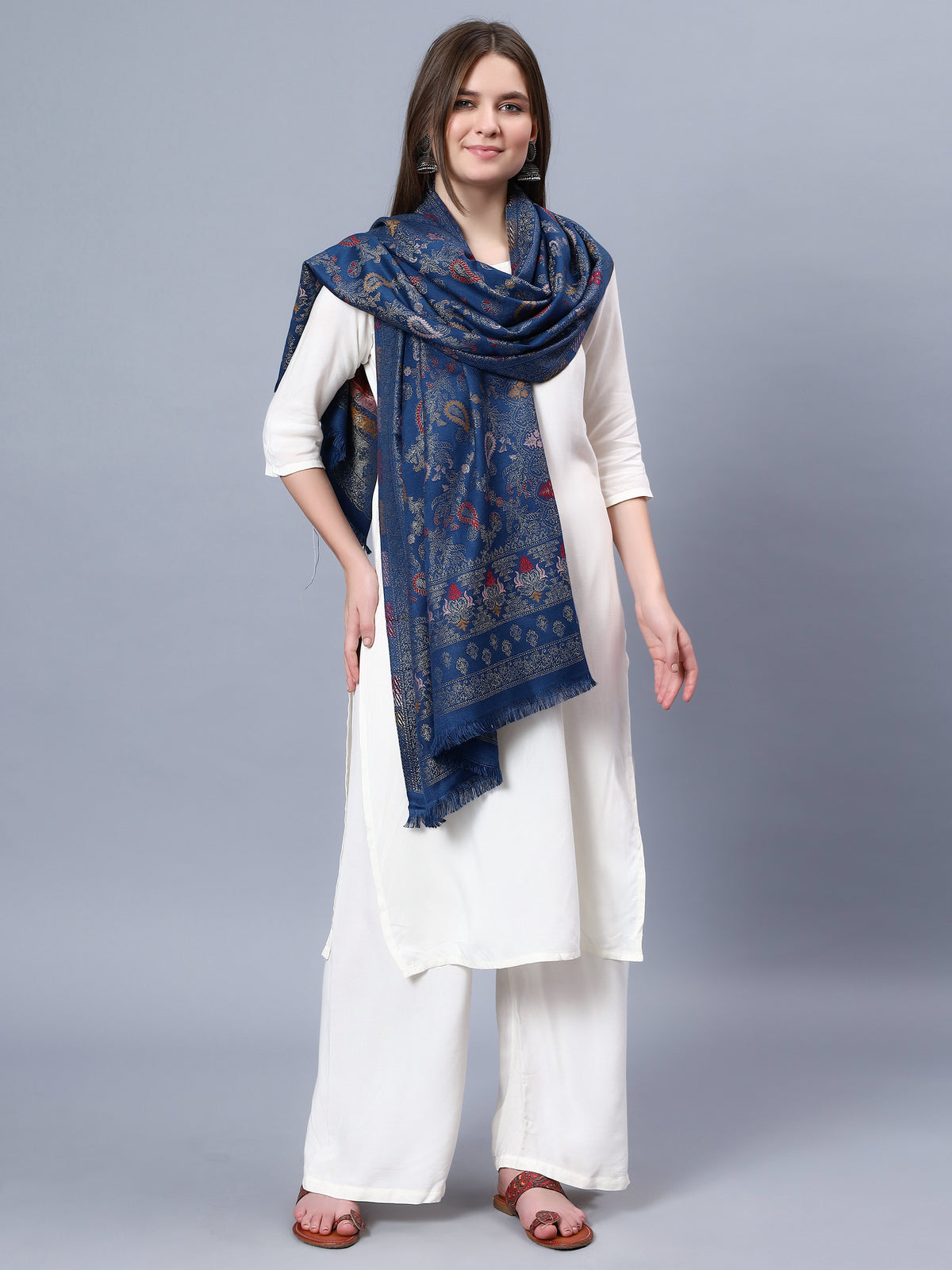 Multicolor viscose stole with paisely and floral jacquard pattern