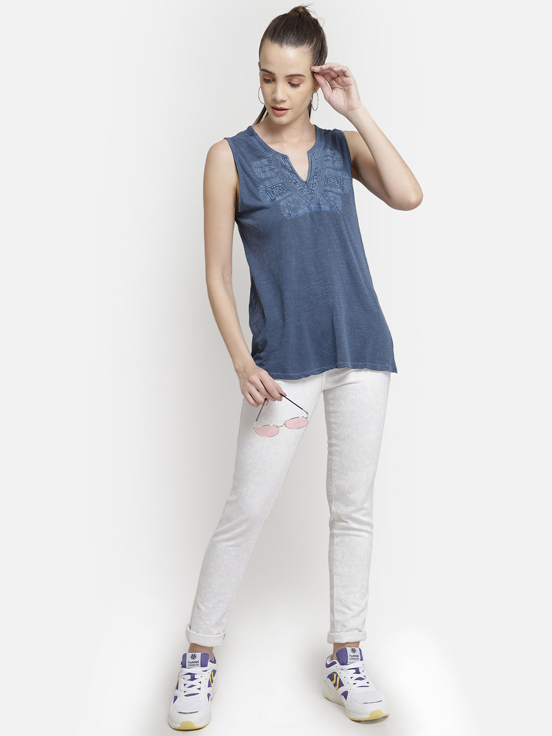 Blue Embroidered viscose knit casual top