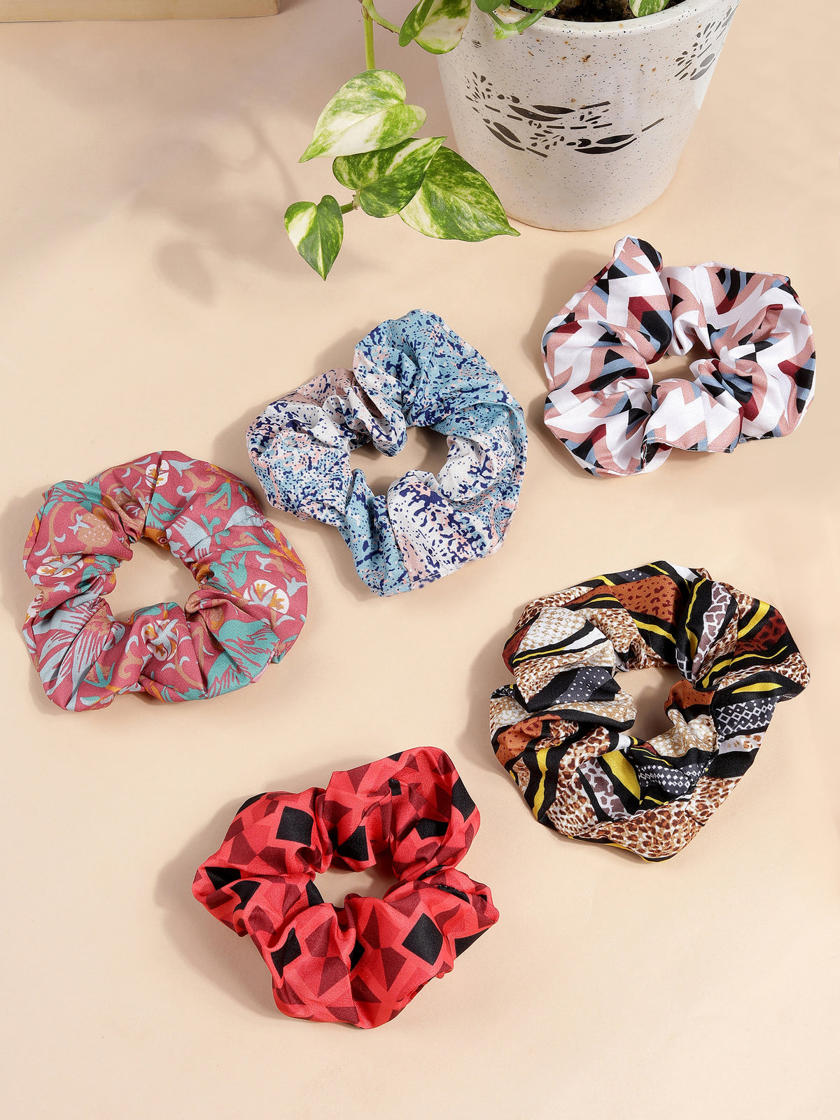 Women Pack of 5 Printed Scrunchies